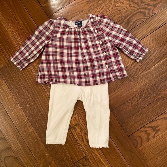 Like New BabyGap Set - Picture 8 of 8
